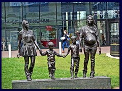 Centenary Square 17 - Family sculpture